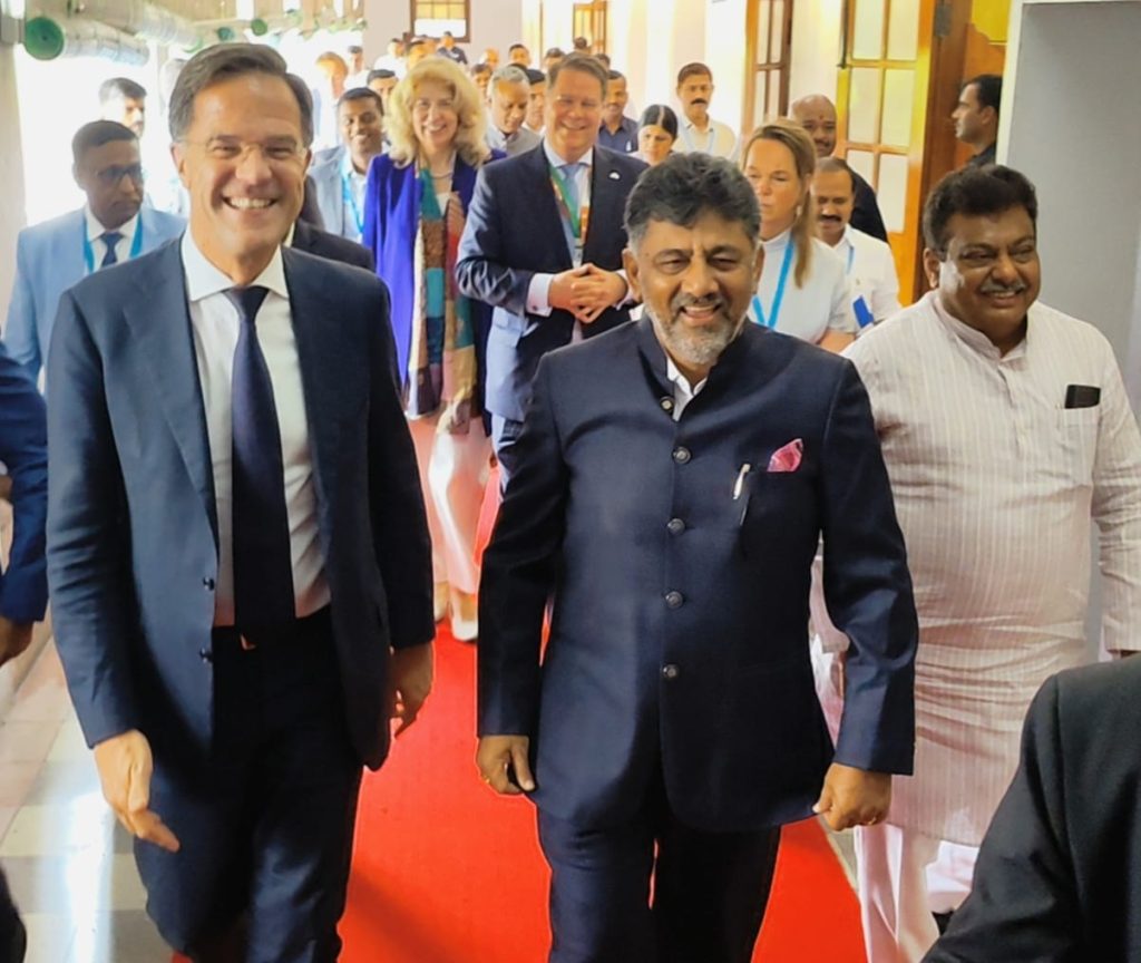 like-silicon-valley,-bengaluru-has-embraced-every-new-wave:-shivakumar