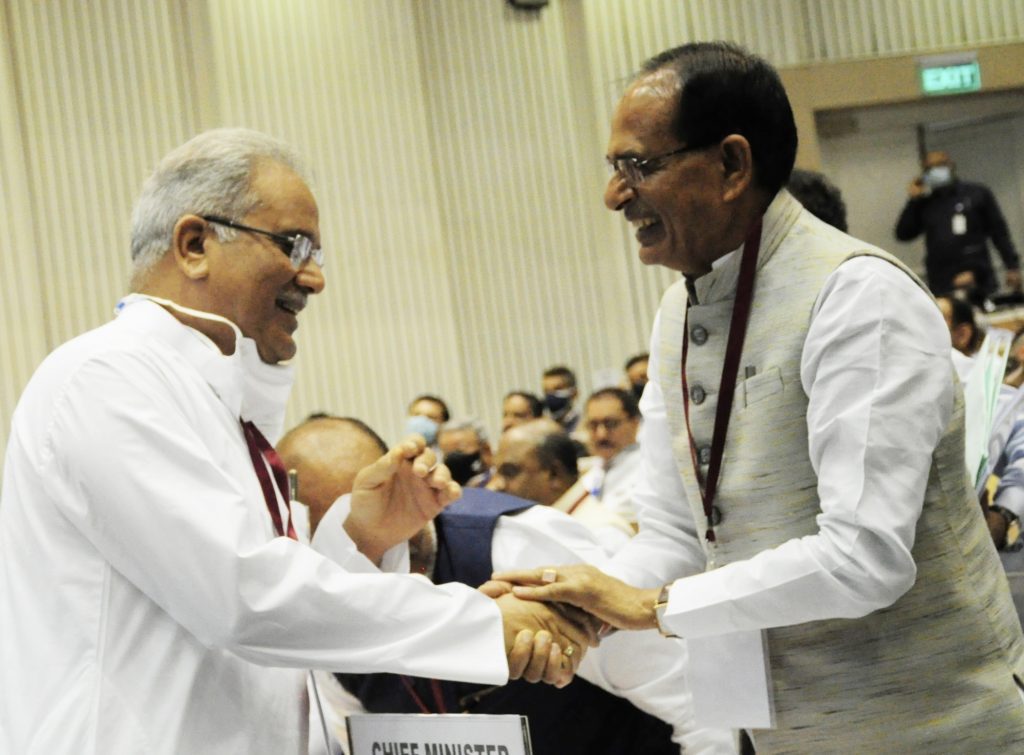 chhattisgarh,-mp-chief-ministers-face-challenges-due-to-unpopular-mlas