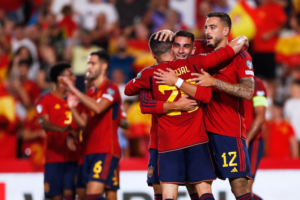 euro-qualifiers:-spain-trounce-cyprus-,-belgium-win,-italy-see-off-ukraine