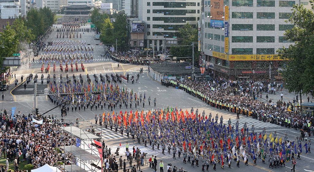 Large-scale military parade in Seoul for 1st time in decade large-scale-military-parade-in-seoul-for-1st-time-in-decade
