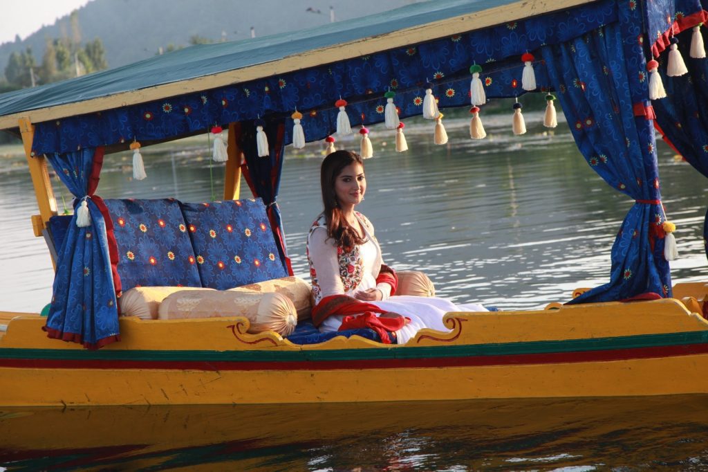 Isha Sharma to play titular role in ‘Pashminna’ isha-sharma-to-play-titular-role-in-‘pashminna’