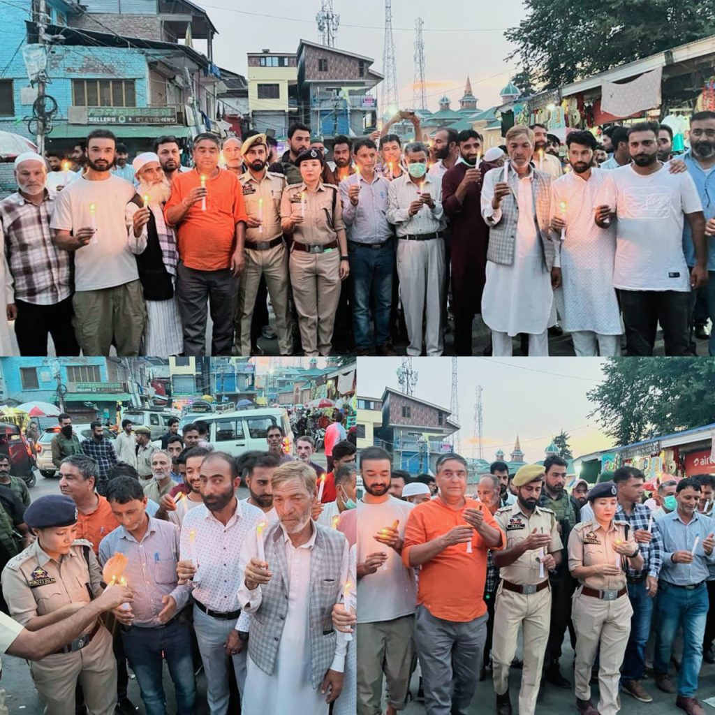 candlelight-marches-held-at-j&k’s-kupwara,-kulgam-to-pay-tributes-to-kokernag-martyrs