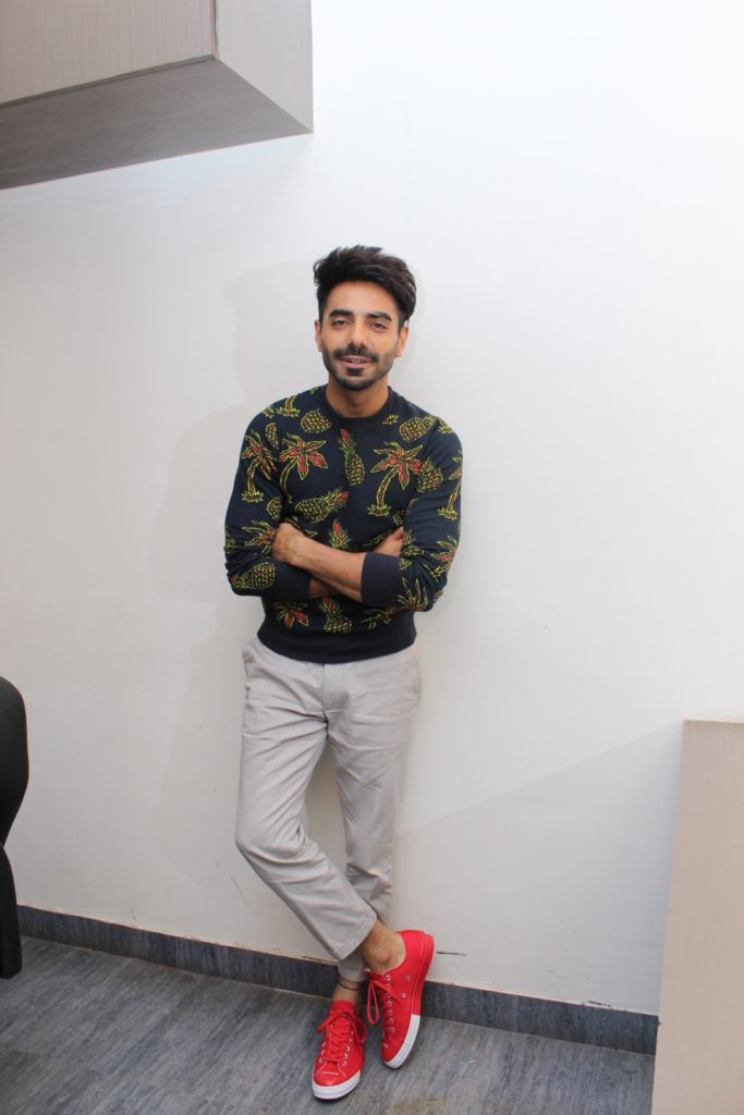 aparshakti-khurana-makes-inroads-into-music;-unveils-teaser-of-new-single