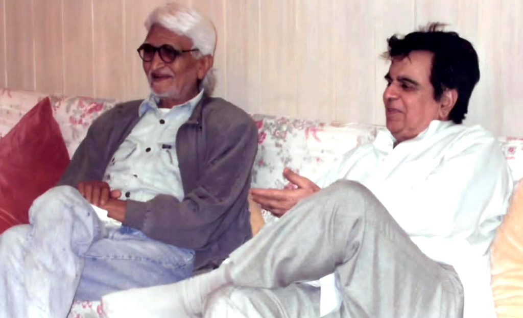 saira-banu-recounts-when-mf.-hussain-began-sketching-a-portrait-of-dilip-kumar