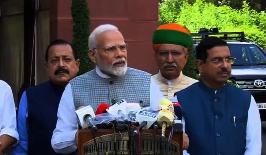 pm-modi-to-address-ls-on-first-day-of-special-session