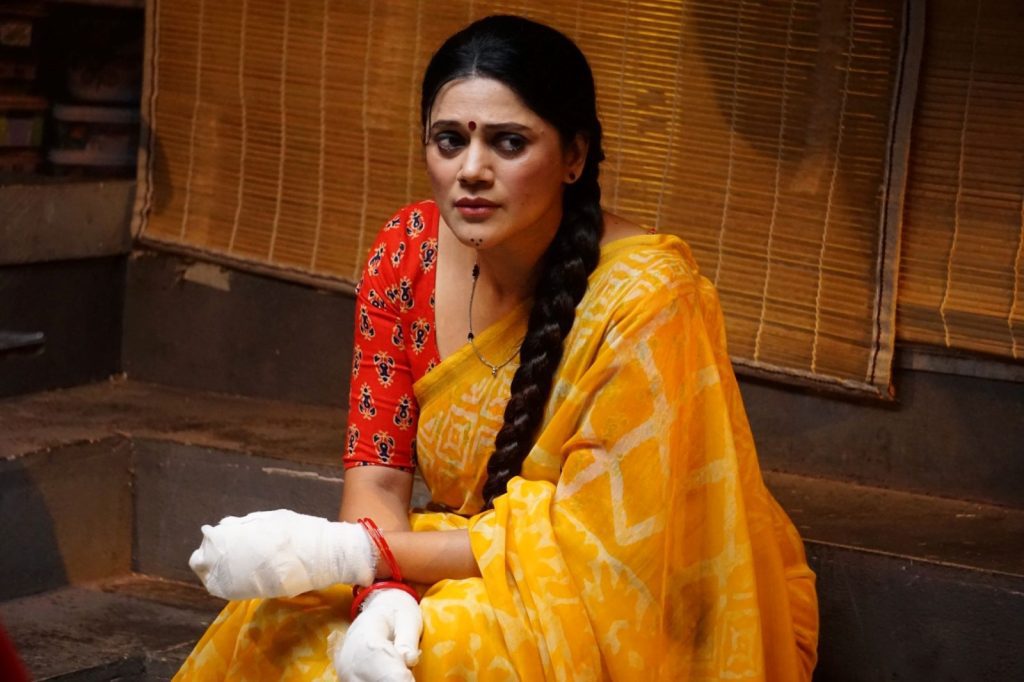 Karuna Pandey: ‘Performing scenes with hands wrapped in bandages was challenging’ karuna-pandey:-‘performing-scenes-with-hands-wrapped-in-bandages-was-challenging’