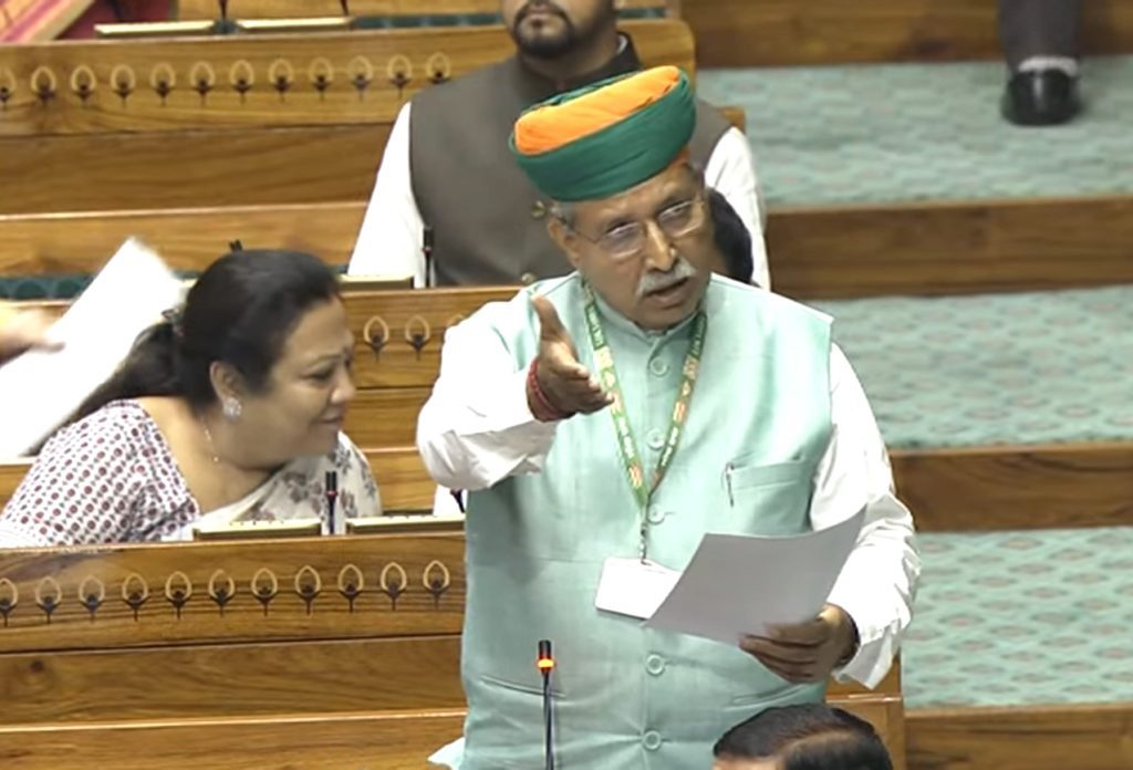 women’s-reservation-bill-passed-by-454-votes-against-2-in-lok-sabha-with-owaisi-and-party-colleague-opposing-it