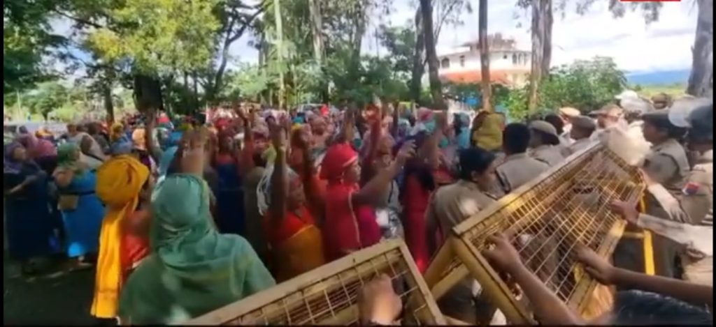 after-48-hour-bandh,-civil-society-bodies-in-manipur-launch-‘mass-court-arrest’-demanding-release-of-5-people