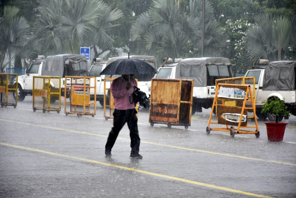 Heavy rain in Bihar, Jharkhand & Northeast predicted heavy-rain-in-bihar,-jharkhand-&-northeast-predicted