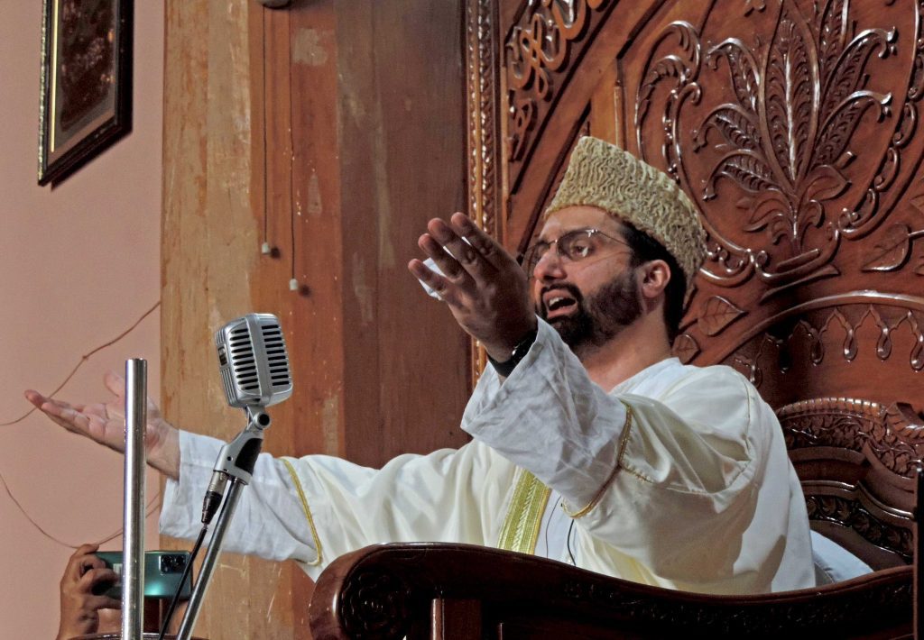 Mirwaiz Umar appeals for peace in Friday sermon at historic Jamia Masjid mirwaiz-umar-appeals-for-peace-in-friday-sermon-at-historic-jamia-masjid