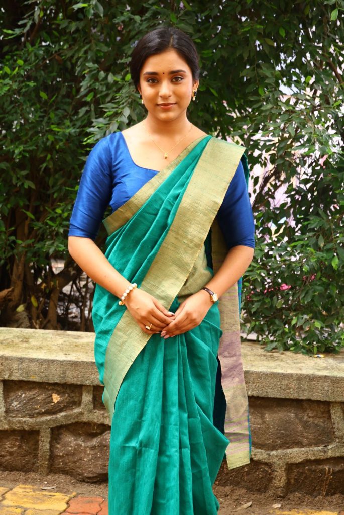 sumbul-touqeer-khan-relates-to-her-‘kavya’-role:-‘i-was-determined-for-acting,-never-had-other-option’