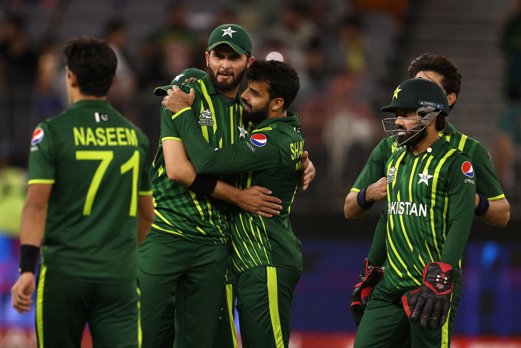 Pakistan cancels pre-World Cup team bonding trip to Dubai due to delay in visas: Report pakistan-cancels-pre-world-cup-team-bonding-trip-to-dubai-due-to-delay-in-visas:-report
