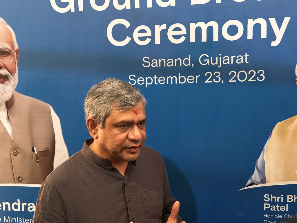 micron’s-rs-22,500-cr-plant-to-set-a-benchmark-for-india’s-chip-journey:-ashwini-vaishnaw-(ians-interview)