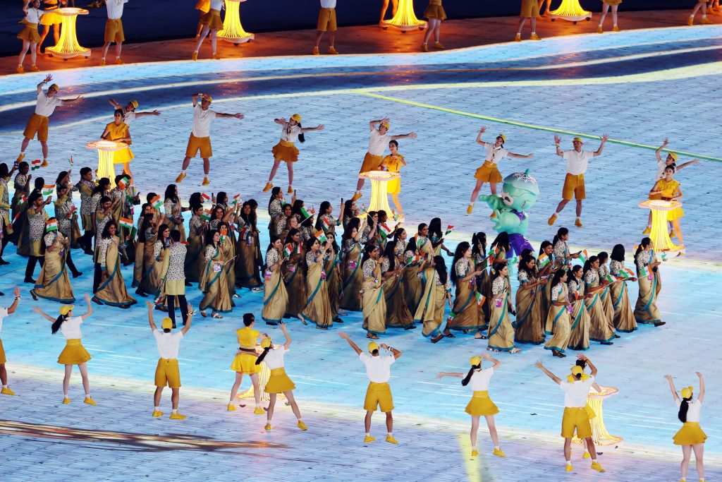 asian-games:-with-a-distinct-water-themed-opening-ceremony-blending-culture-and-tech,-hangzhou-declares-the-games-open-(ld)