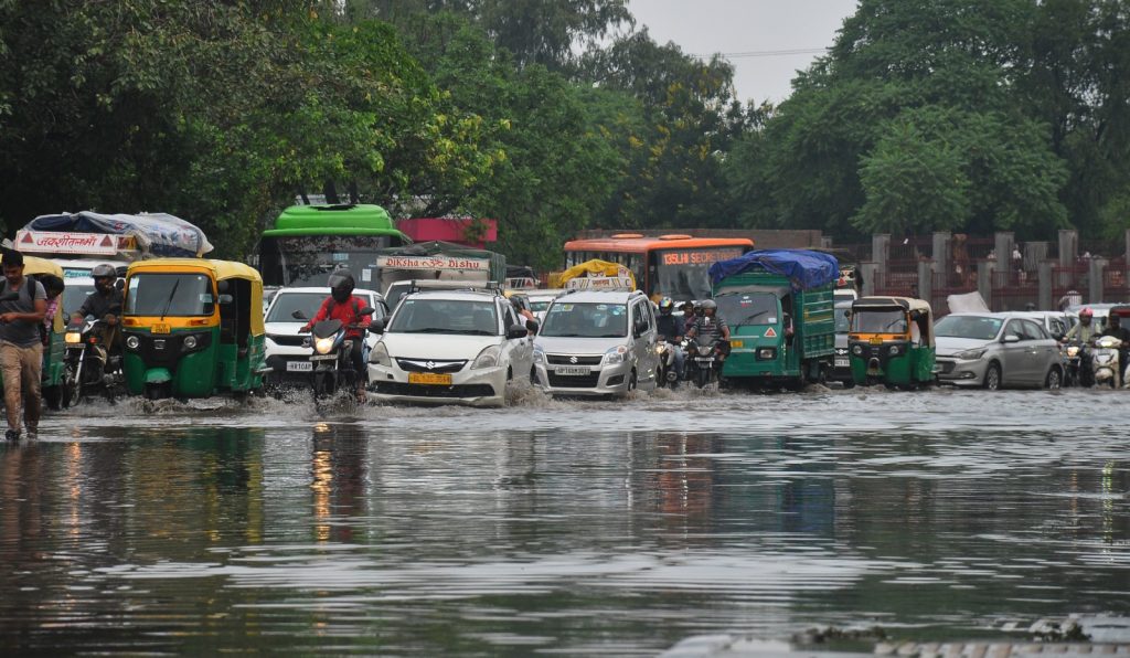 delhi-downpour-causes-school-wall-collapse,-damages-11-vehicles