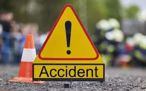 eleven-students-injured-after-school-van-overturns-in-bihar’s-bagaha