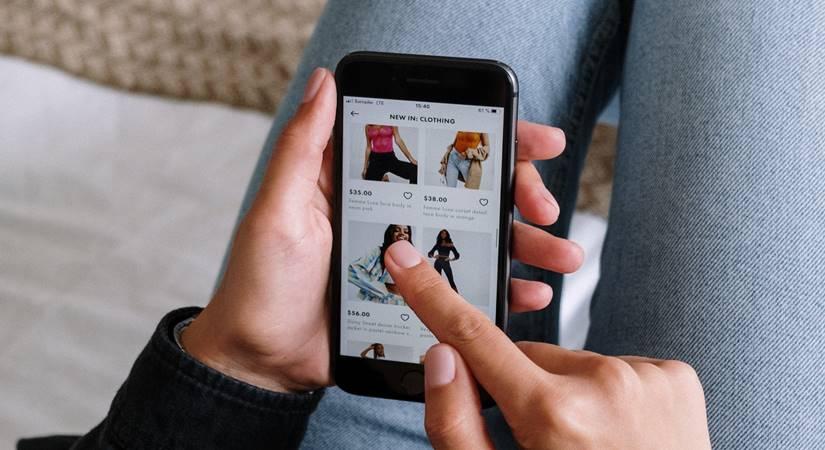 42% consumers in India to use UPI for festive shopping this year: Report (Lead) 42%-consumers-in-india-to-use-upi-for-festive-shopping-this-year:-report-(lead)