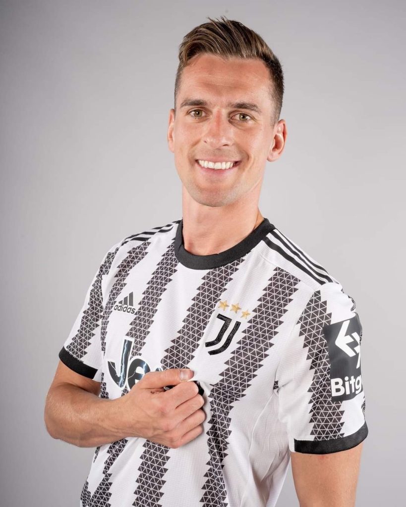 milik-gives-juve-slender-victory-over-lecce-in-serie-a