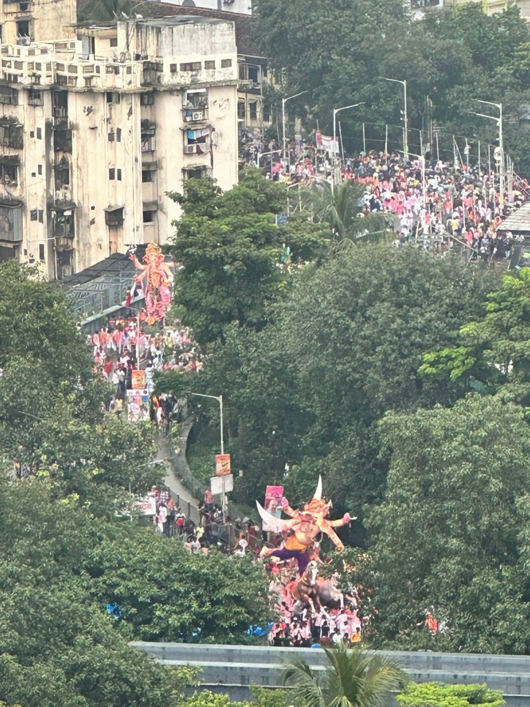 ganesh-immersion-procession-passes-off-peacefully-in-hyderabad