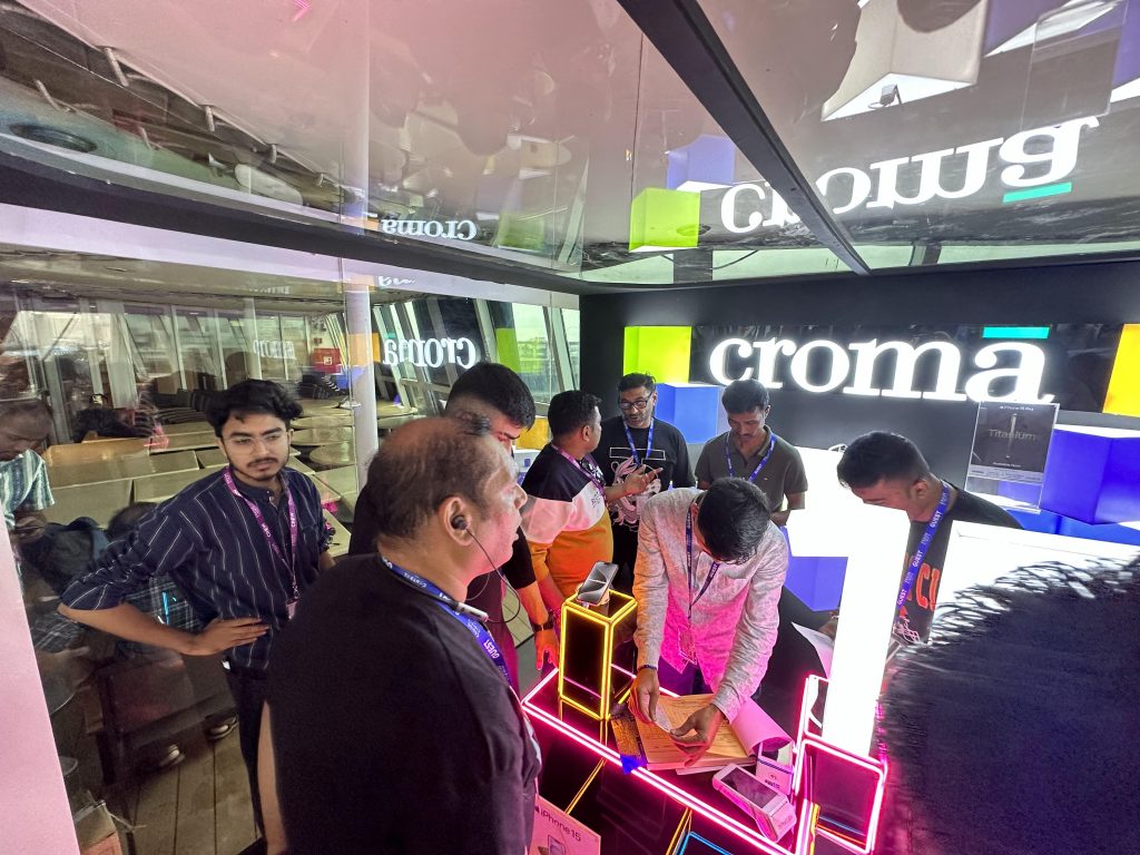 Croma hosts 1st-ever pop-up experience on a cruise ship to showcase iPhone 15 series croma-hosts-1st-ever-pop-up-experience-on-a-cruise-ship-to-showcase-iphone-15-series