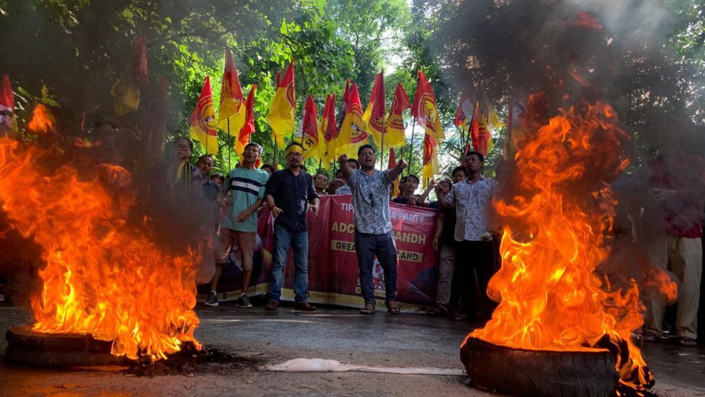 tribal-party-sponsored-12-hour-bandh-hits-normal-life-in-tripura’s-tribal-areas
