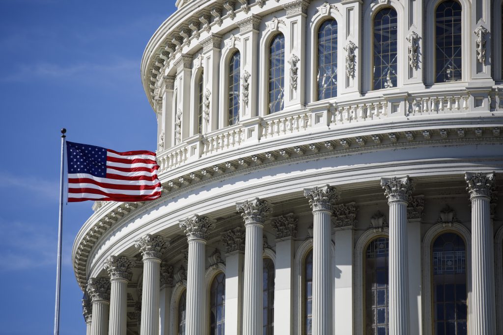 us-congress-avoids-government-shutdown-in-last-minute-deal