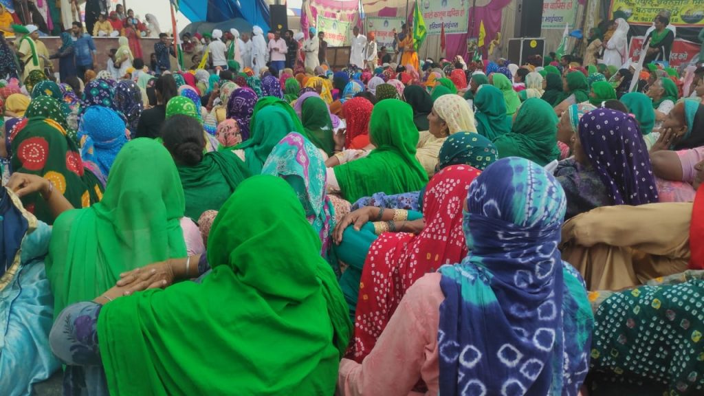 rural-women-join-hands-to-stand-guard-against-drug-peddlers-in-punjab