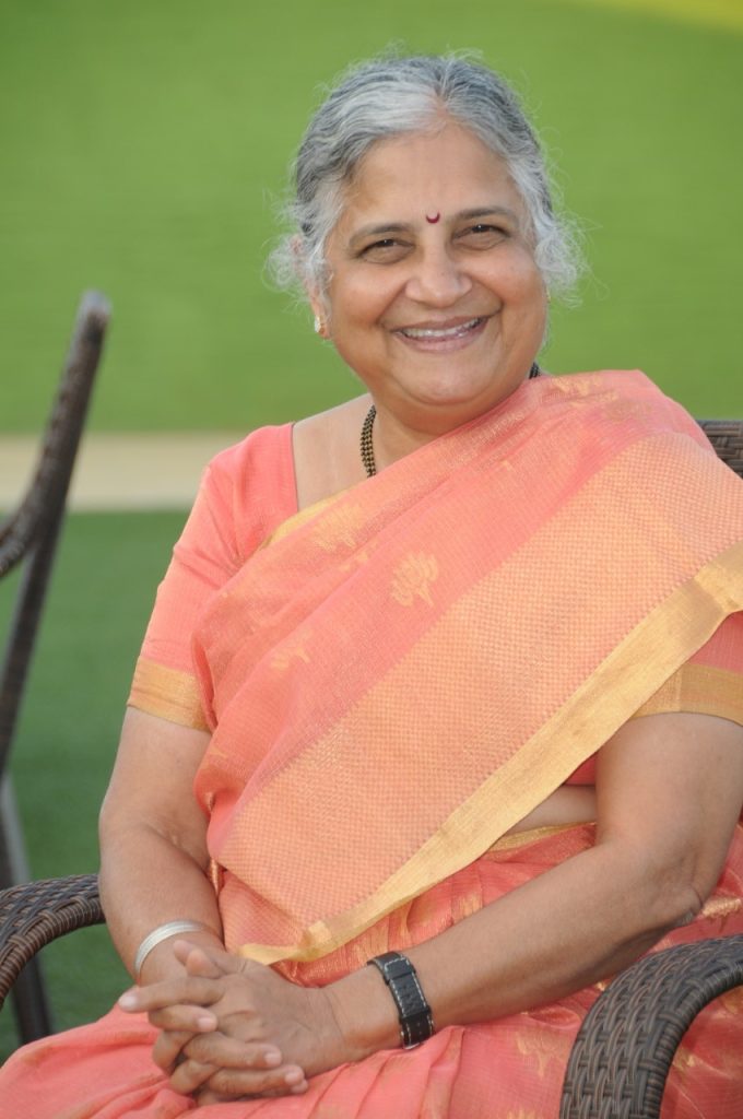 sudha-murty,-the-first-woman-to-get-global-indian-award