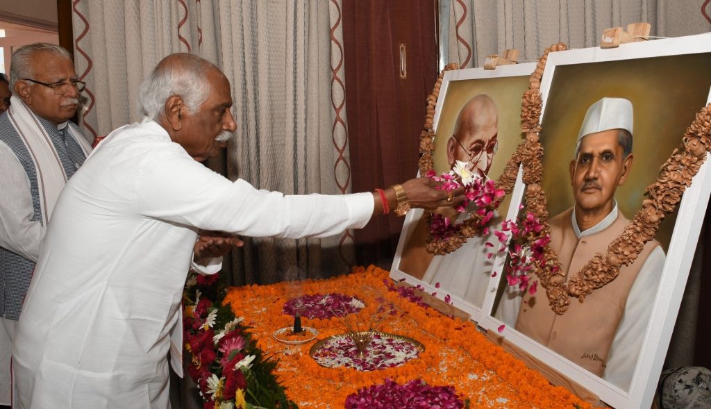 eradicate-sense-of-animosity,-says-haryana-guv-on-gandhi-jayanti