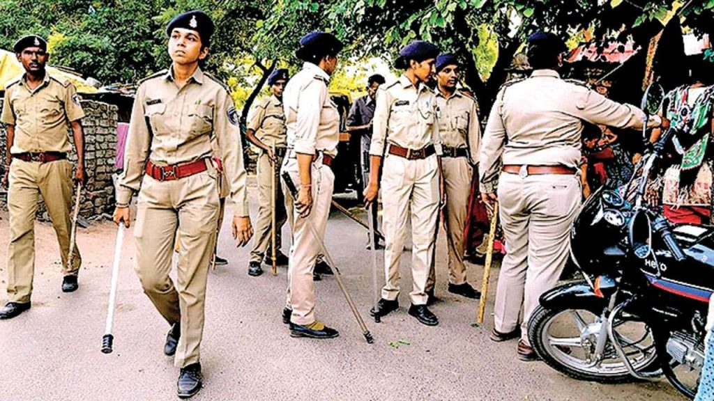 contempt-charges-framed-against-four-policemen-accused-of-public-flogging-in-gujarat
