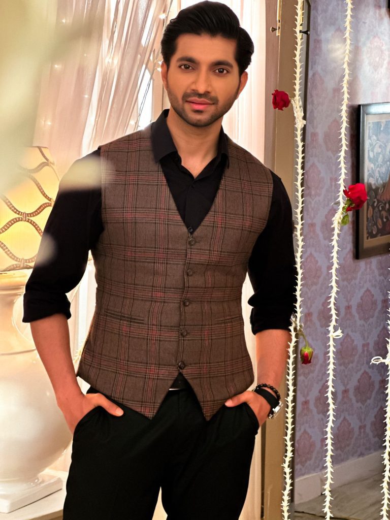 prateik-chaudhary-opens-up-on-being-part-of-‘tose-naina-milaike’