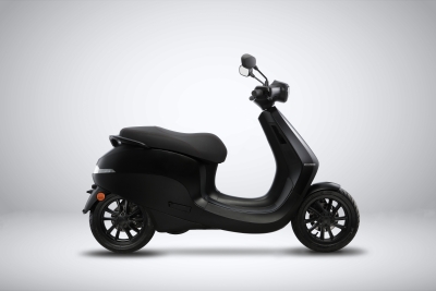 Ola, Okinawa continue to lose electric 2-wheeler market share: Report ola,-okinawa-continue-to-lose-electric-2-wheeler-market-share:-report