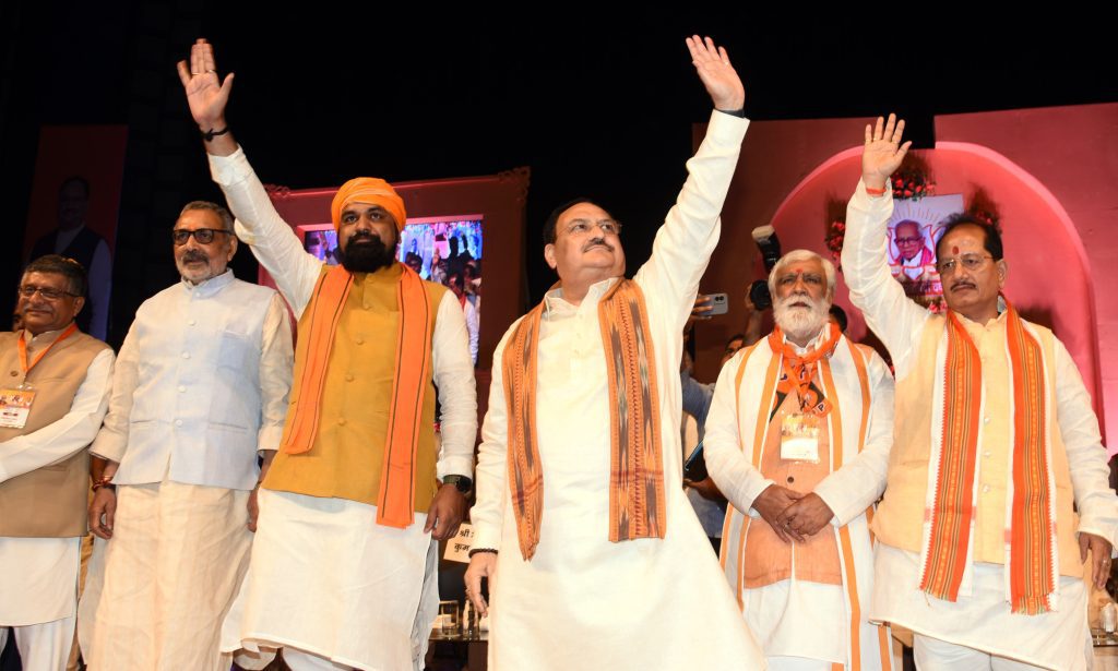 ‘bjp-won’t-offer-anyone-to-sit-on-its-shoulder’,-nadda-says-in-patna