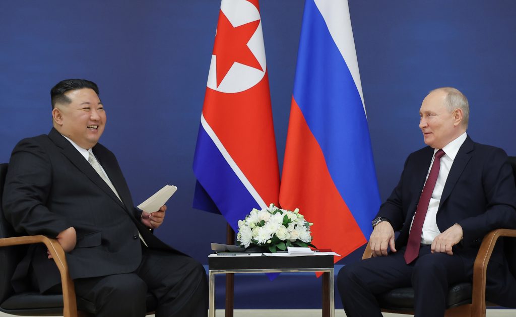n.korea-sends-arms-to-russia-after-kim-putin-summit:-report