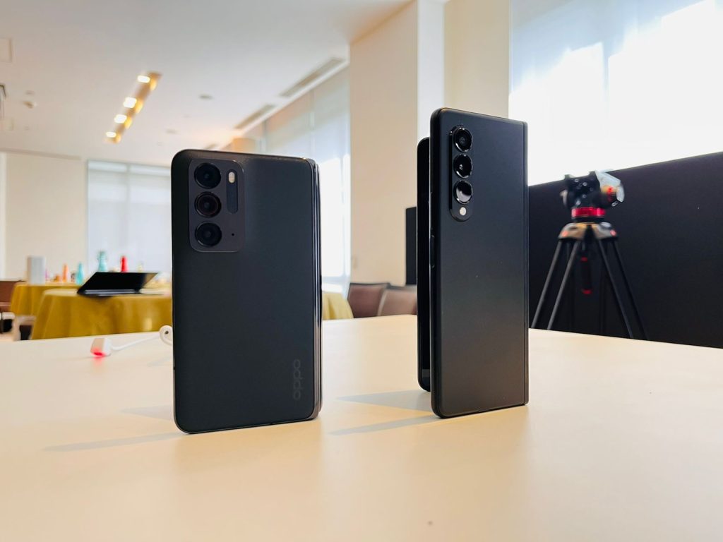 china’s-smartphone-market-sees-decline-in-1st-8-month-of-2023:-report