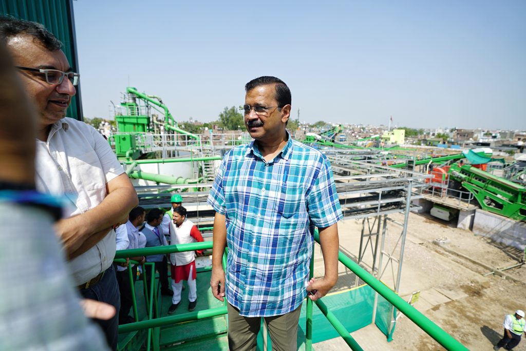 delhi-cm-inaugurates-country’s-largest-c&d-waste-recycling-plant-at-jahangirpuri