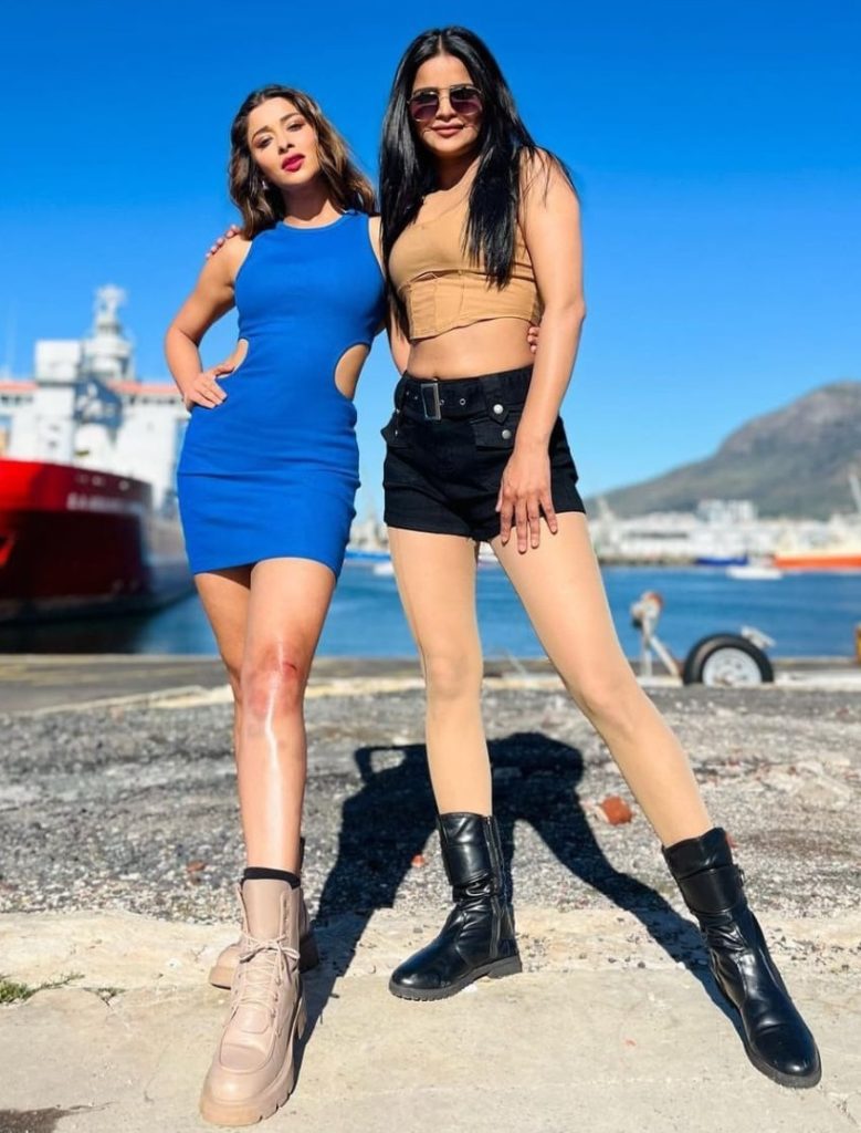 archana-gautam,-nyrraa-m.-banerji-get-eliminated-from-‘khatron-ke
-khiladi-13’