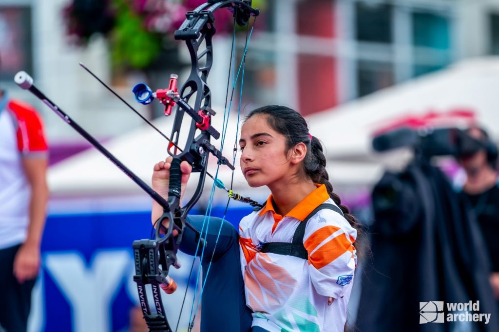 hangzhou-2022-apg-archery:-china-favourite-in-recurve,-wheelchair-events;-india-eye-glory-in-compound-events