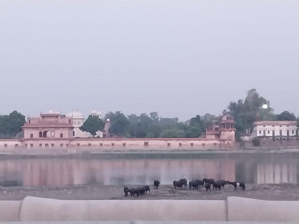 Ahead of Yogi’s visit, river activists raise pitch for barrage on Yamuna to protect Taj ahead-of-yogi’s-visit,-river-activists-raise-pitch-for-barrage-on-yamuna-to-protect-taj