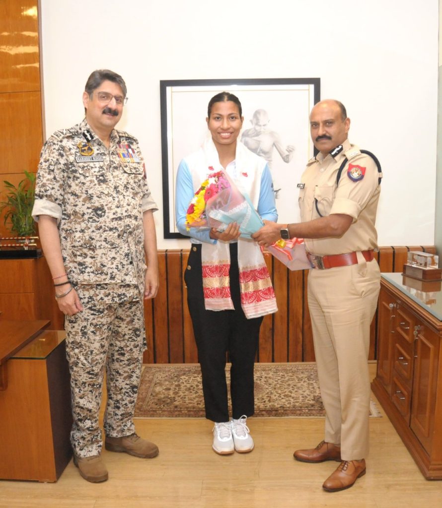 Assam Police honours Lovlina for performance in Asian games assam-police-honours-lovlina-for-performance-in-asian-games