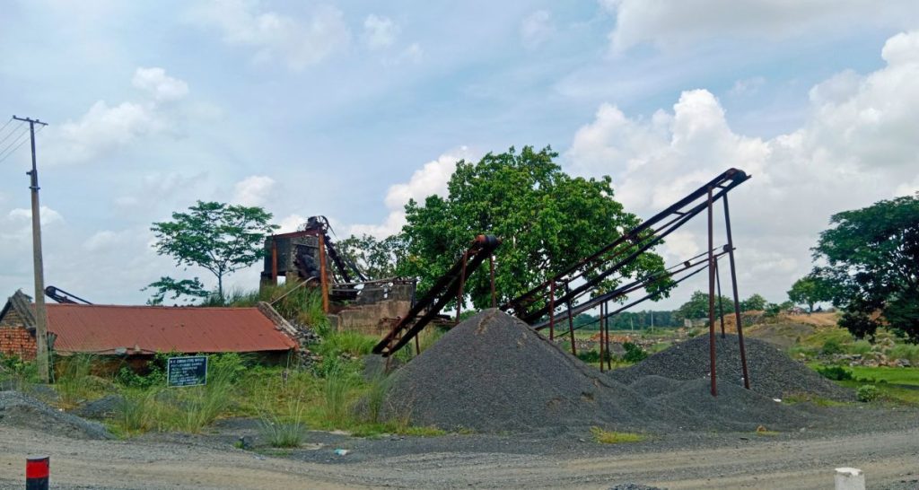 Mechanisation, shutting down of stone quarries push Pakur’s workers to the brink mechanisation,-shutting-down-of-stone-quarries-push-pakur’s-workers-to-the-brink