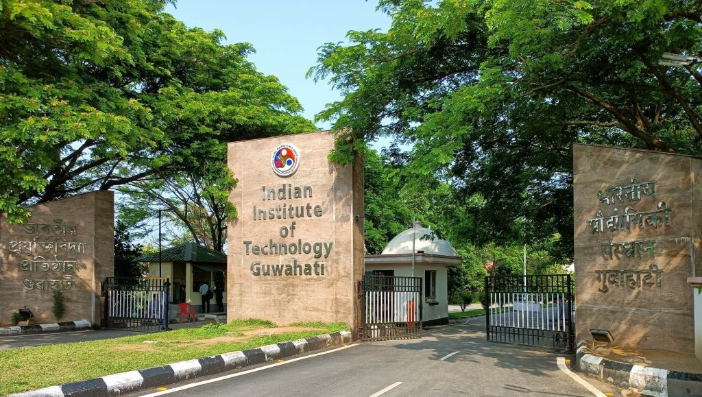 IIT Guwahati’s new heat transfer liquid to use solar power for desalination iit-guwahati’s-new-heat-transfer-liquid-to-use-solar-power-for-desalination