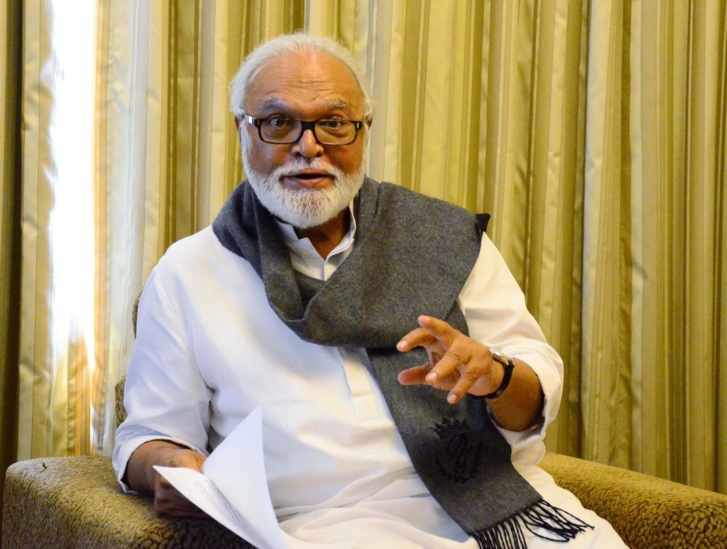 Maha Minister Chhagan Bhujbal gets death threat on WhatsApp maha-minister-chhagan-bhujbal-gets-death-threat-on-whatsapp