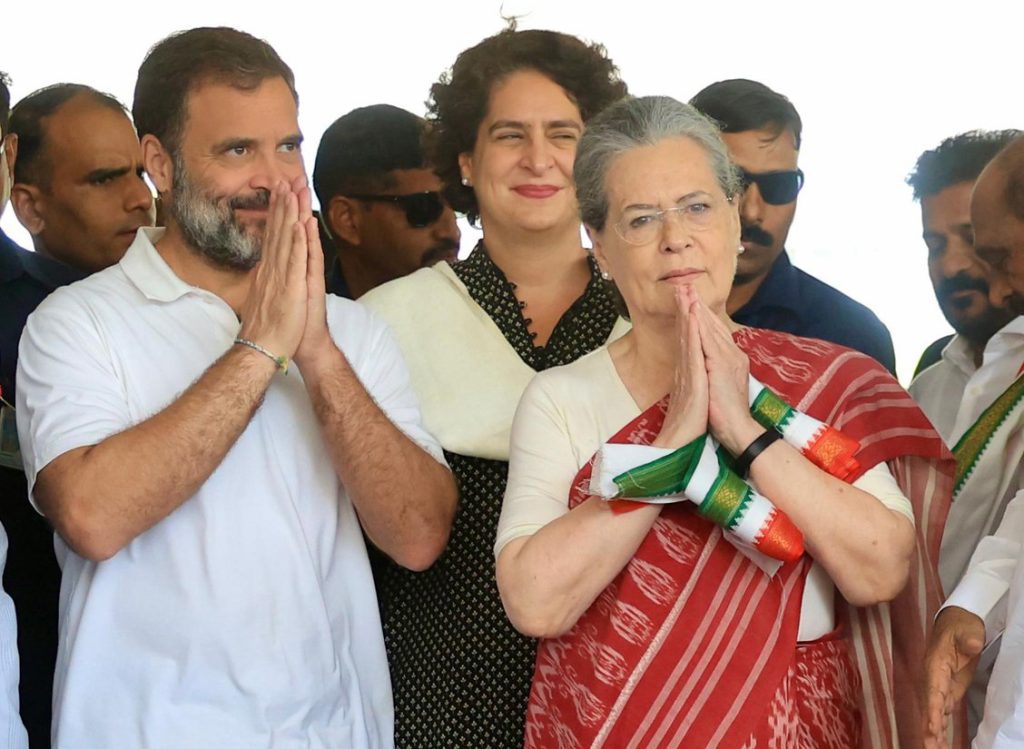 rahul,-priyanka-to-boost-congress-campaign-in-telangana
