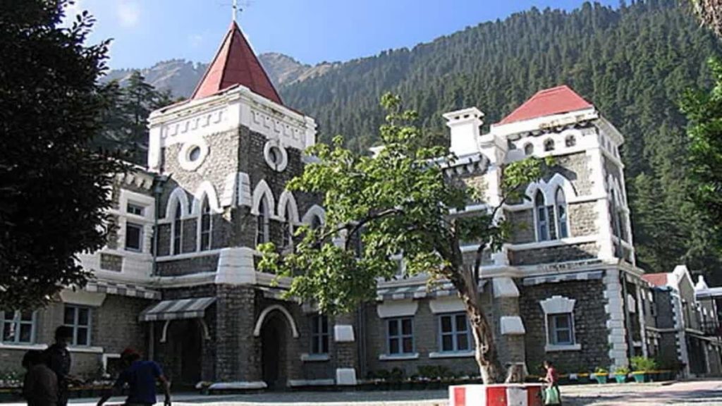 SC Collegium recommends elevation of two advocates as judges of
Uttarakhand HC sc-collegium-recommends-elevation-of-two-advocates-as-judges-of
-uttarakhand-hc