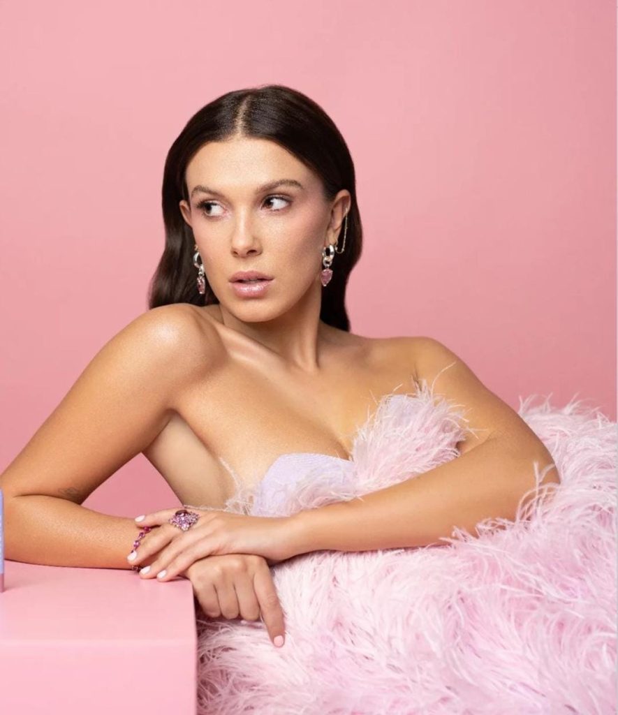 how-millie-bobby-brown-manages-her-mental-health-amid-public-scrutiny