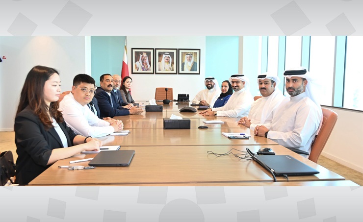 Industry Minister, Shenzhen Federation Secretary-General discuss AI cooperation