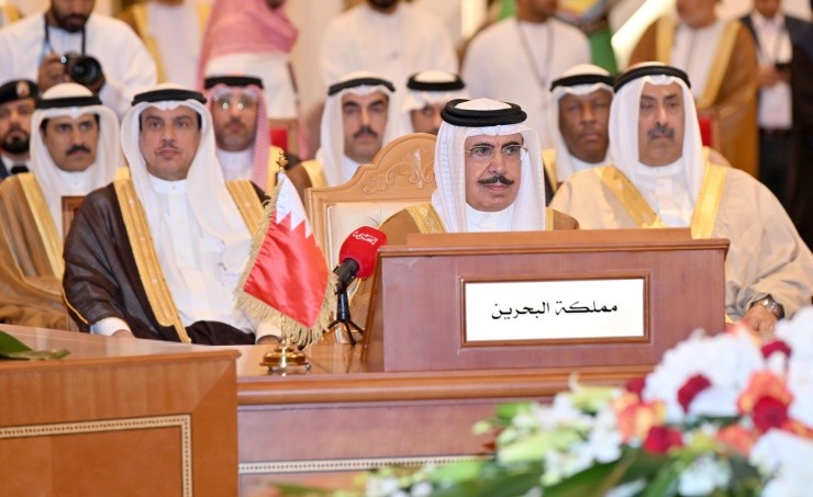 Interior Minister chairs Bahrain’s delegation in GCC Interior Ministers meeting in Muscat