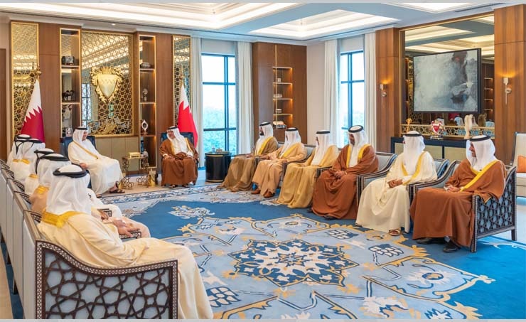 HRH the Crown Prince and Prime Minister meets with the Prime Minister and Minister of Foreign Affairs of the State of Qatar
