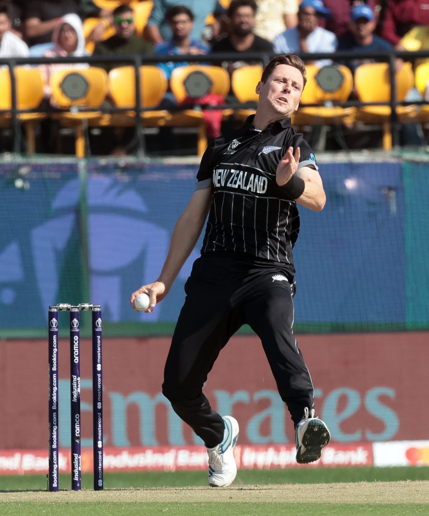 Men’s ODI WC: NZ’s Matt Henry to undergo scan after hamstring injury during SA clash (Ld) men’s-odi-wc:-nz’s-matt-henry-to-undergo-scan-after-hamstring-injury-during-sa-clash-(ld)